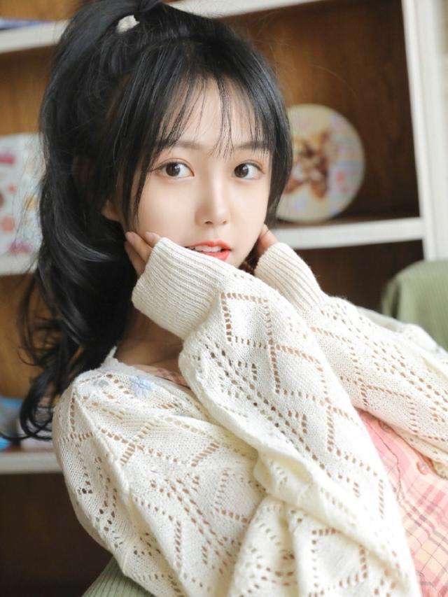 求索尼摄影机一台